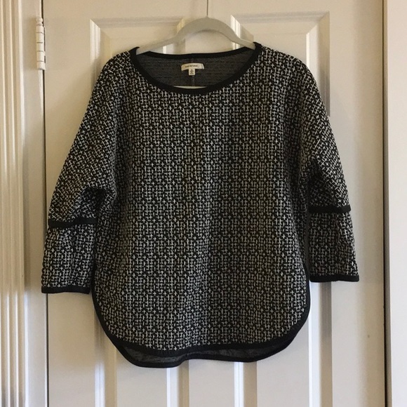 Max Studio Tops - Black and white knitted top